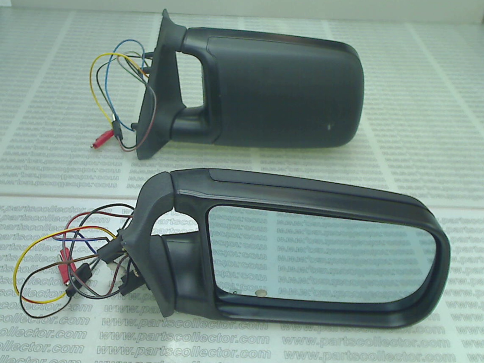 RH REAR VIEW MIRROR